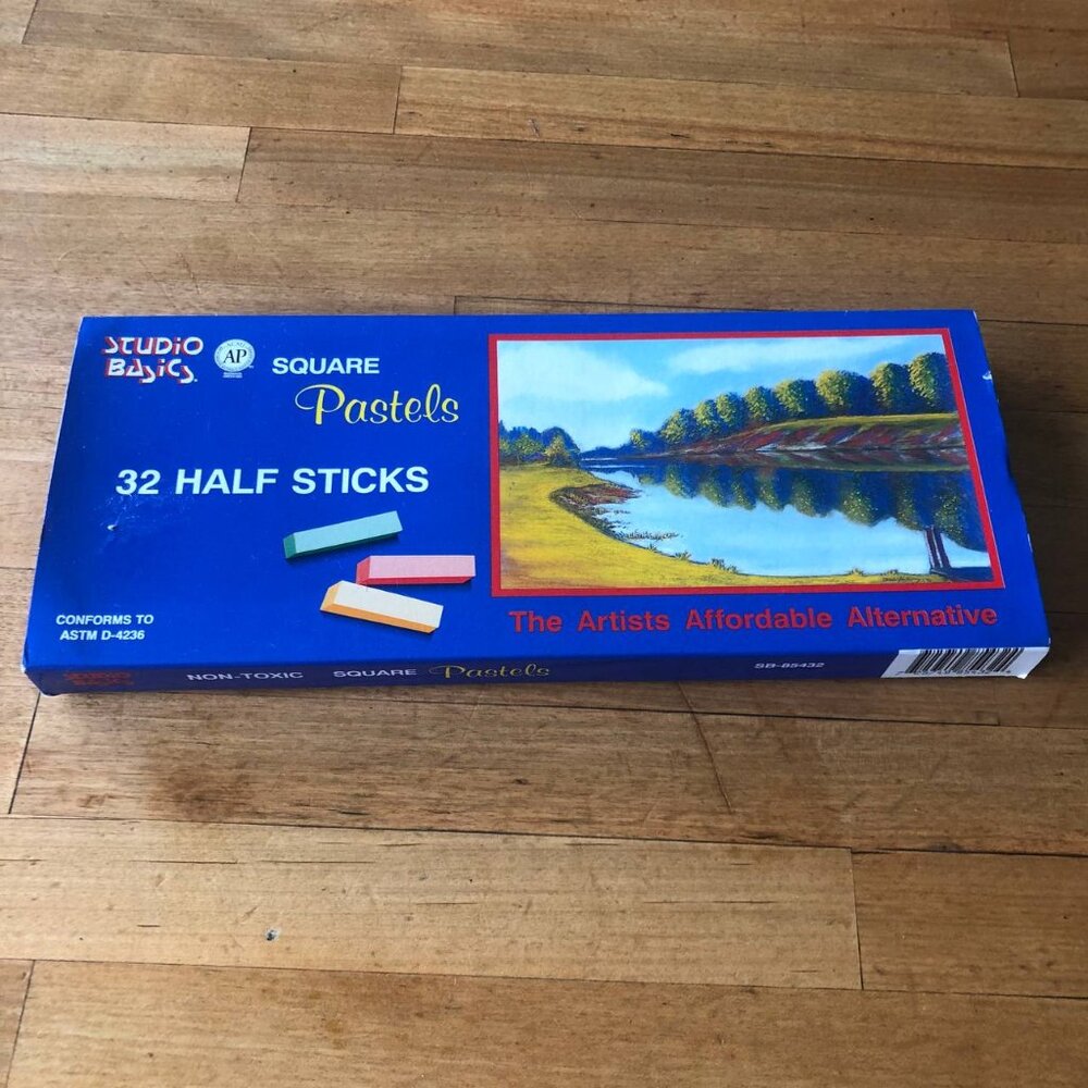 Studio Basics Square Pastels Set 32 Half Sticks With Blending Brush